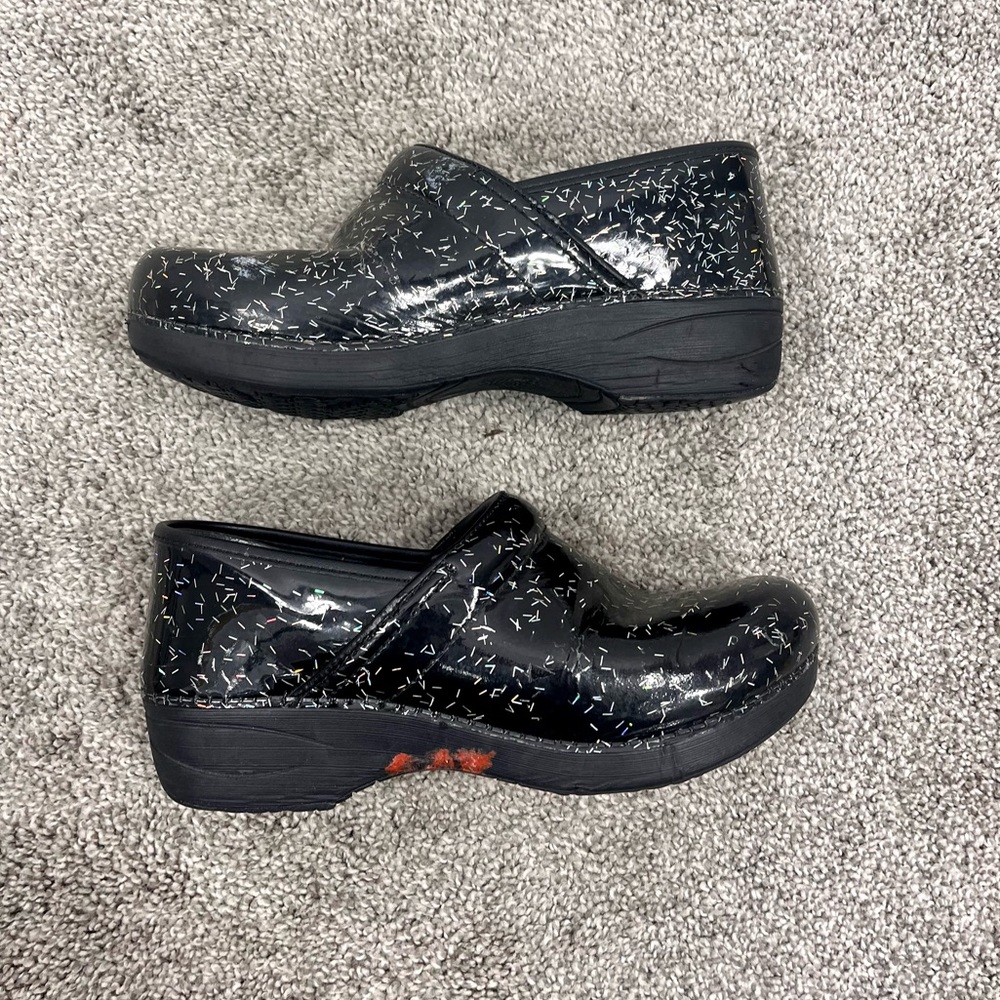DANSKO Glitter Halographic Clog - Picture 4 of 4